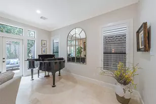 2026 Elmen St, Houston, TX 77019 - Photo 14