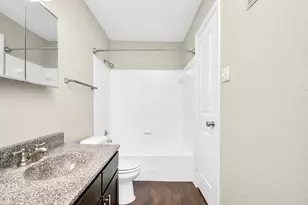 1201 Enterprise Ave, League City, TX 77573 - Photo 4