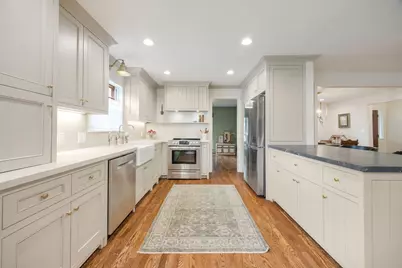 10011 Burgoyne Road, Houston, TX 77042 - Photo 18