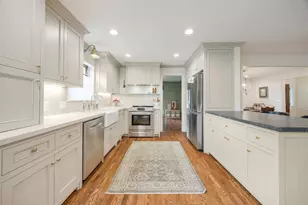 10011 Burgoyne Rd, Houston, TX 77042 - Photo 18