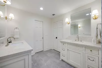 10011 Burgoyne Road, Houston, TX 77042 - Photo 10