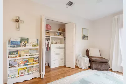 10011 Burgoyne Road, Houston, TX 77042 - Photo 6