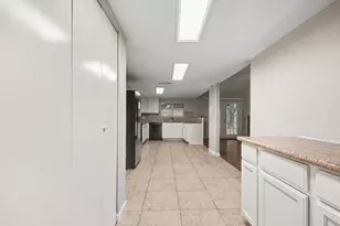 5219 Cairnleigh Dr, Houston, TX 77084 - Photo 8
