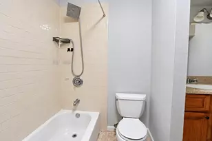 6602 Harbor Town Dr, Houston, TX 77036 - Photo 16