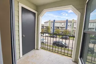 6602 Harbor Town Dr, Houston, TX 77036 - Photo 12