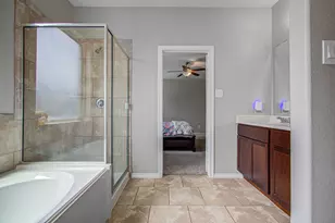1703 Thornhampton Ct, Houston, TX 77014 - Photo 22
