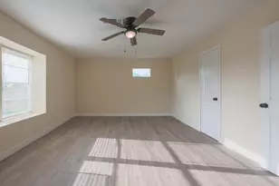 536 Stimpson St, Baytown, TX 77520 - Photo 40