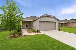 347 Riverwood Village Ln, Sealy, TX 77474 - Photo 2