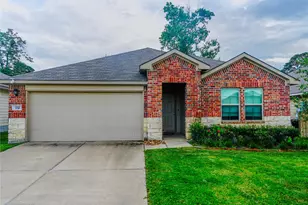 332 Pecos Dr, Huntsville, TX 77340 - Photo 2