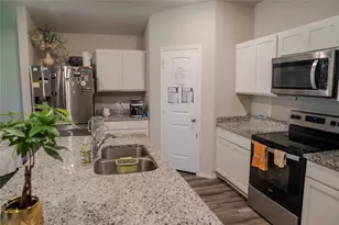 332 Pecos Dr, Huntsville, TX 77340 - Photo 4