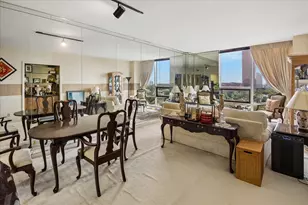 5110 San Felipe Street W, Houston, TX 77056 - Photo 8