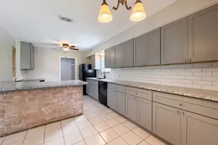 9606 Ballin David Dr, Spring, TX 77379 - Photo 10