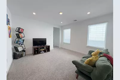 2913 Crown Gate Drive, Houston, TX 77047 - Photo 12
