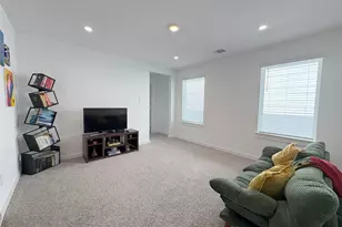 2913 Crown Gate Dr, Houston, TX 77047 - Photo 12