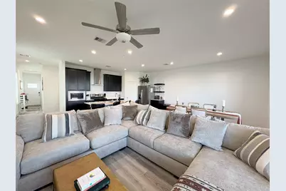 2913 Crown Gate Drive, Houston, TX 77047 - Photo 8