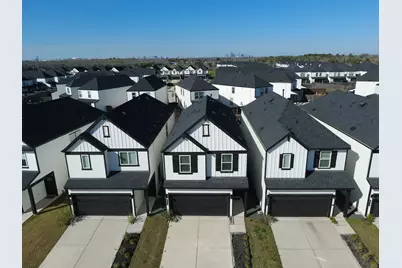 2913 Crown Gate Drive, Houston, TX 77047 - Photo 2