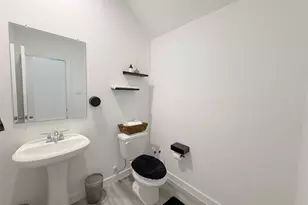 2913 Crown Gate Dr, Houston, TX 77047 - Photo 10