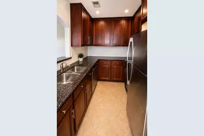 1100 Augusta Drive #80, Houston, TX 77057 - Photo 6