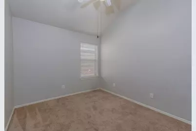 32015 Sue Lane, Pinehurst, TX 77362 - Photo 12