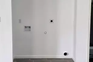 915 24th St, Dickinson, TX 77539 - Photo 6