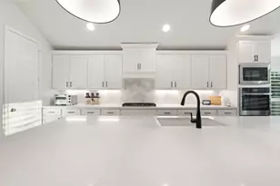 137 Sweeping Valley Dr, Montgomery, TX 77316 - Photo 22