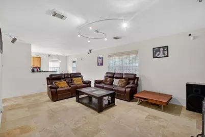 11726 Wilson Pines Court, Houston, TX 77031 - Photo 4