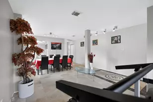 11726 Wilson Pines Ct, Houston, TX 77031 - Photo 8