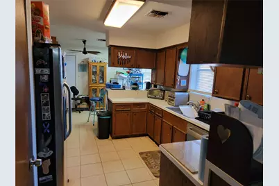 3 Ivy Court, Jones Creek, TX 77541 - Photo 6