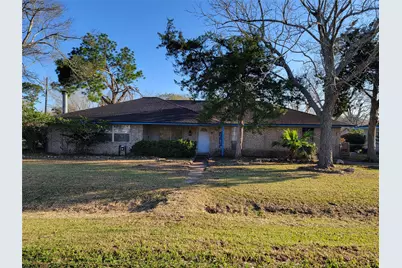 3 Ivy Court, Jones Creek, TX 77541 - Photo 1