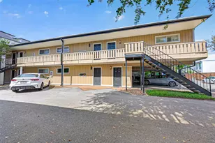 1418 Vermont St, Houston, TX 77006 - Photo 2