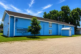 513 E Caney St, Wharton, TX 77488 - Photo 6