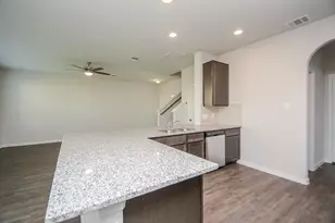 4212 McGregor Blf Ln, Conroe, TX 77304 - Photo 14