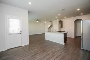 4212 McGregor Blf Ln, Conroe, TX 77304 - Photo 10