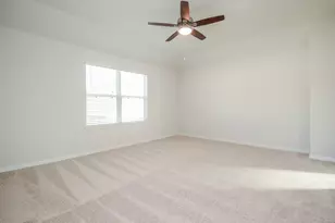 4212 McGregor Blf Ln, Conroe, TX 77304 - Photo 18