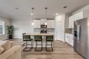 1318 Cascade Hls Dr, Rosharon, TX 77583 - Photo 10