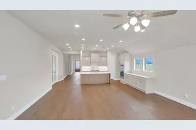 18835 Madonna Lily Court, Hockley, TX 77447 - Photo 4