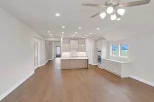 18835 Madonna Lily Ct, Hockley, TX 77447 - Photo 4