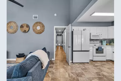 10109 Schaper Road, Galveston, TX 77554 - Photo 2