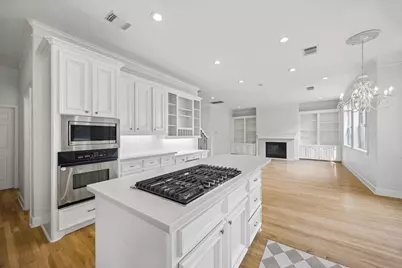 4601 Mimosa Drive, Bellaire, TX 77401 - Photo 10