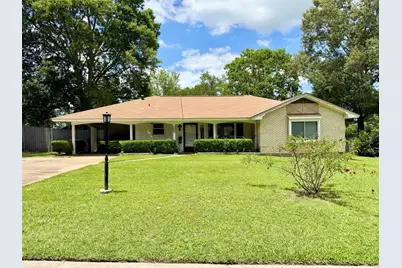 208 Robinhood Circle, Crockett, TX 75835 - Photo 1