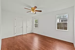 635 Meadowlawn St, La Porte, TX 77571 - Photo 26