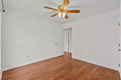 635 Meadowlawn St, La Porte, TX 77571 - Photo 24