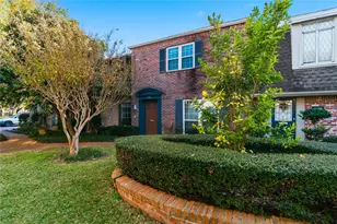 2061 Winrock Blvd, Houston, TX 77057 - Photo 26