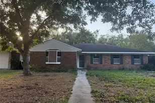 11410 Braewick Dr, Houston, TX 77035 - Photo 2