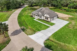 27 Red Barn Rd, Bay City, TX 77414 - Photo 38