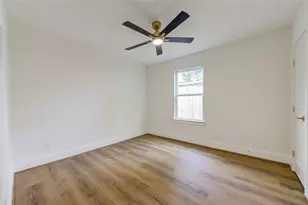 6923 Keller St, Houston, TX 77087 - Photo 22