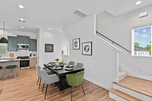 4832 Pinemont Dr, Houston, TX 77092 - Photo 10