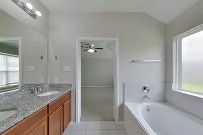 13702 Sun Bear Court, Crosby, TX 77532 - Photo 8