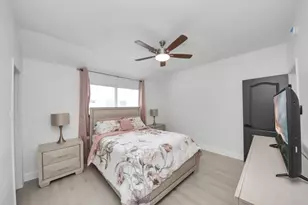 1810 Blue Water Bay Dr, Katy, TX 77494 - Photo 20