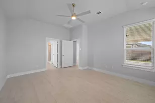 408 Hearthstone Ln, Waller, TX 77484 - Photo 18